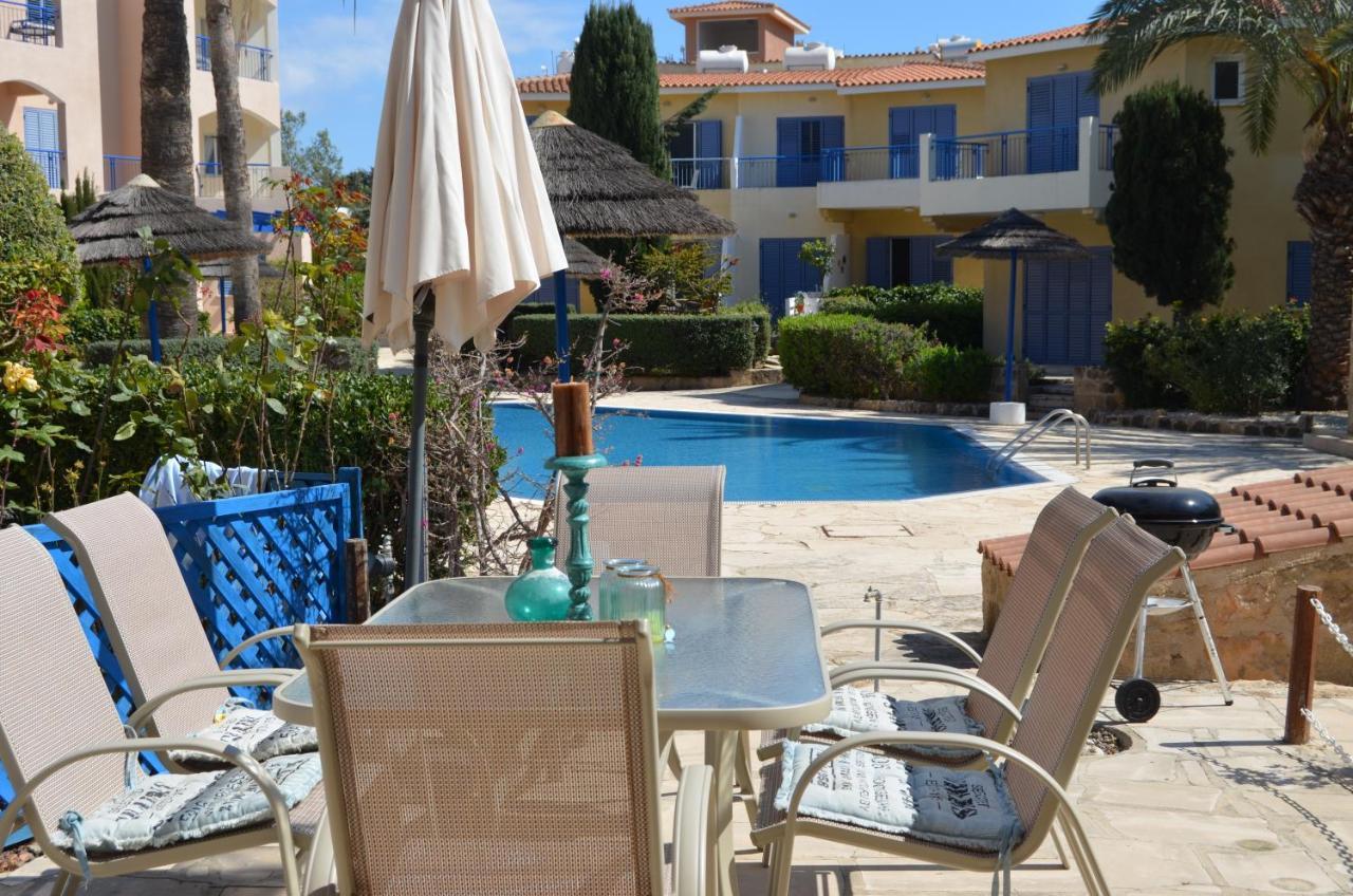Sanders Paphos